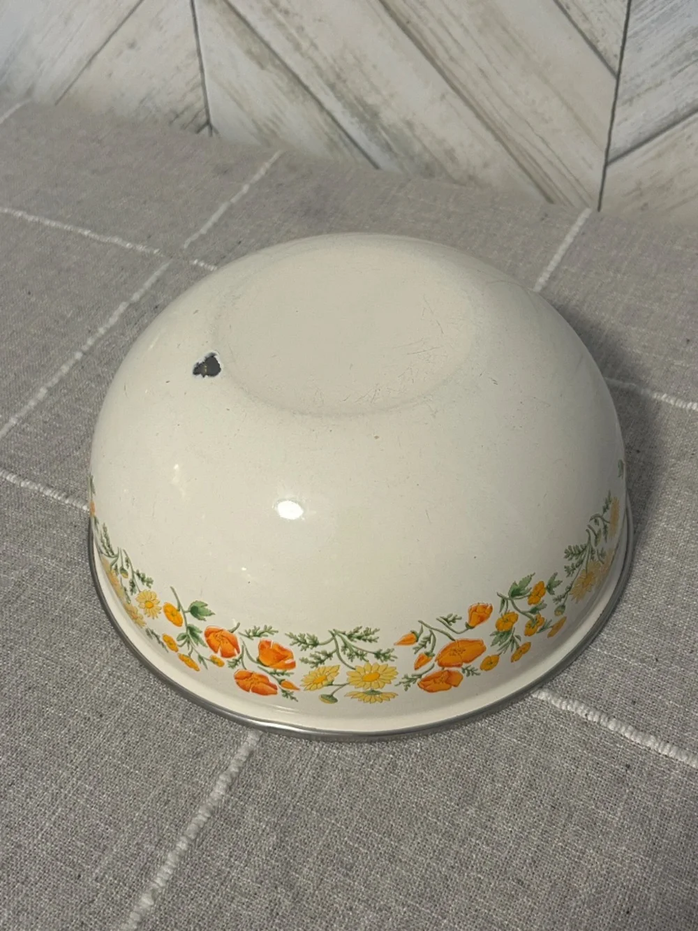 Vintage Kobe Kitchen Floral Enameled Mixing Bowl Marigolds Poppies Daisies 8.5”